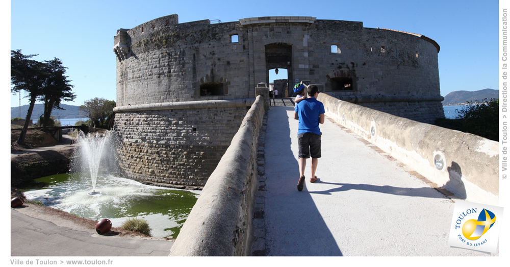 PROVENCE PROPRE 5ÈME ÉDITION – TOULON – TOUR ROYALE ET PLAGE DE PIPADY