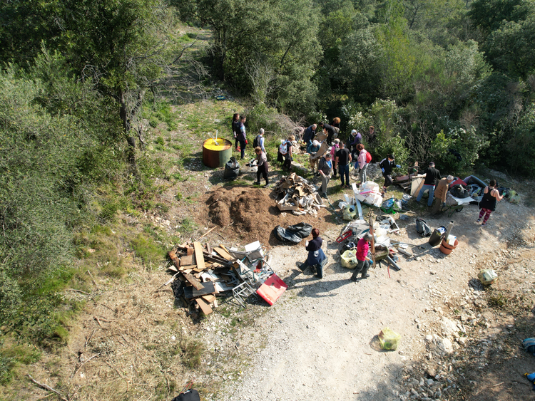 Le Bonheur est dans la garrigue propre